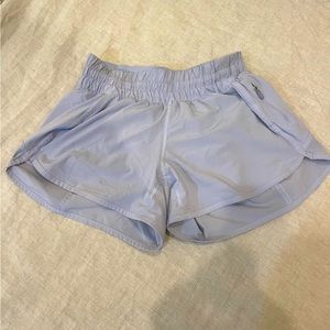 Lululemon Tracker Low-Rise Lined Short 4” - lavender